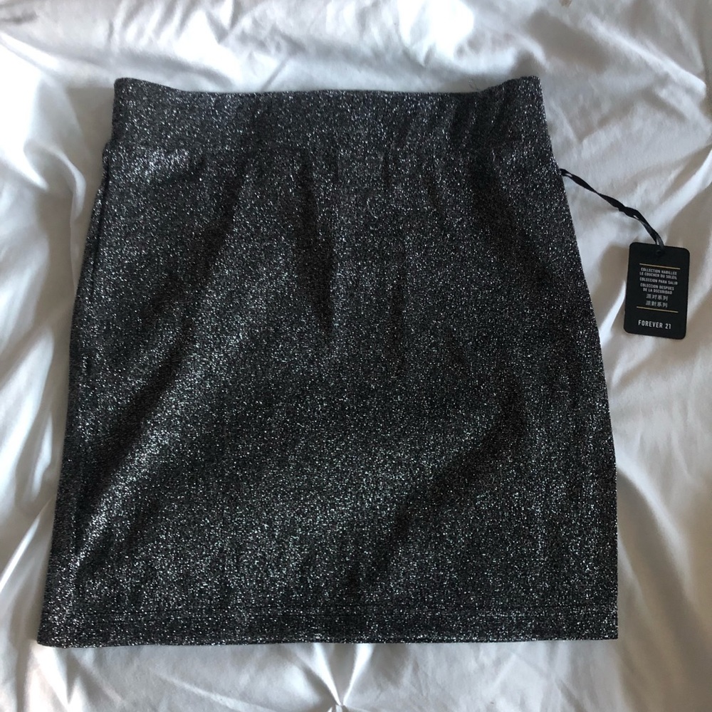 NWT Forever 21 Black Sparkly Pencil Skirt